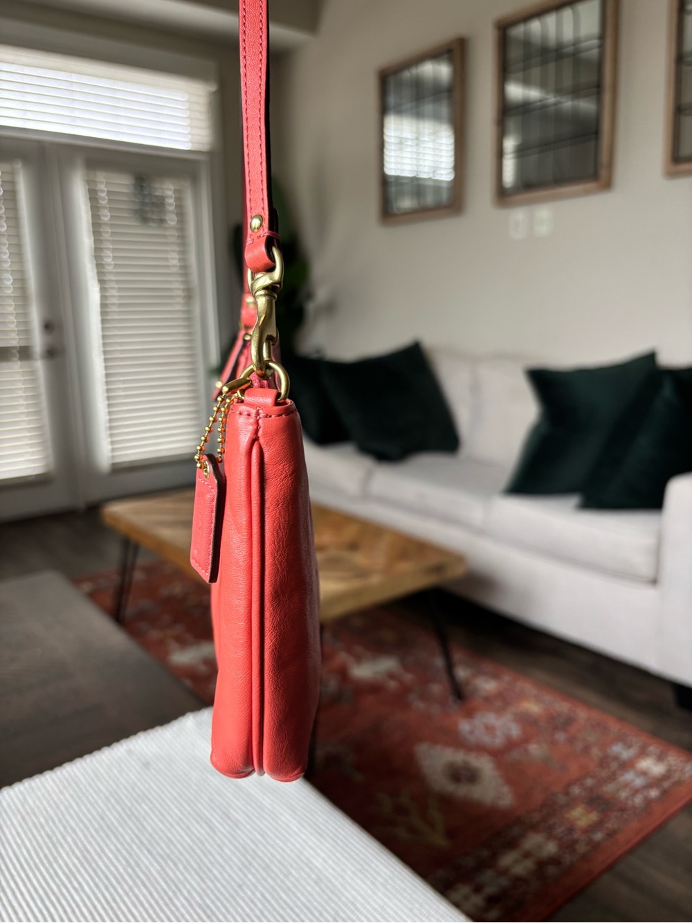 ❤️🧡Classic Y2K COACH Ashley Wristlet Mini Bag🧡❤️ - Picture 4 of 12